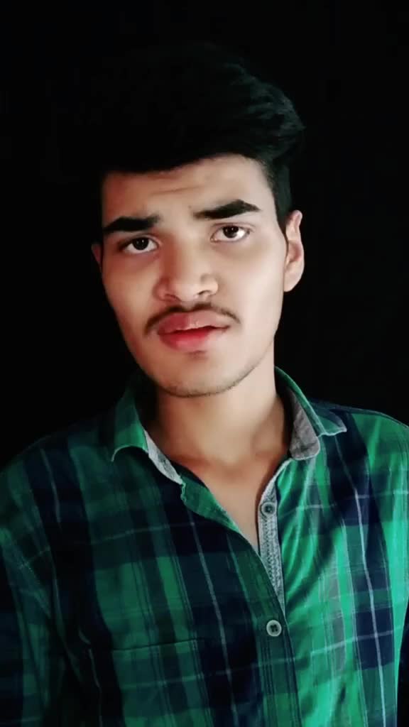 @HÃRSHÚÙ😘😘