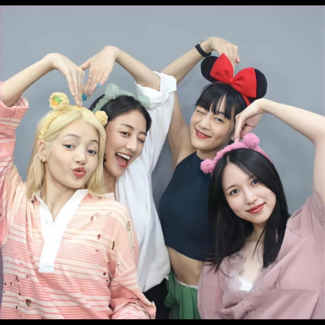 @momhyo