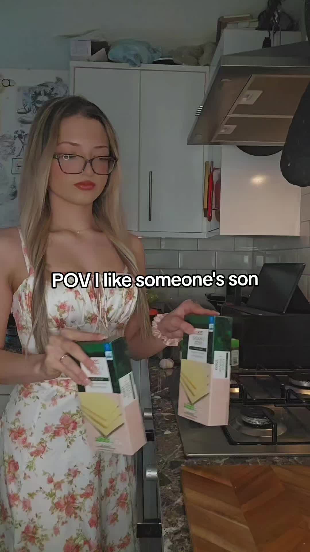 @daxnura