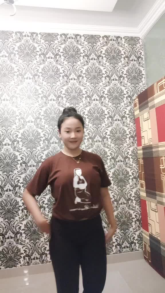 @Gadis Ngapak🌻