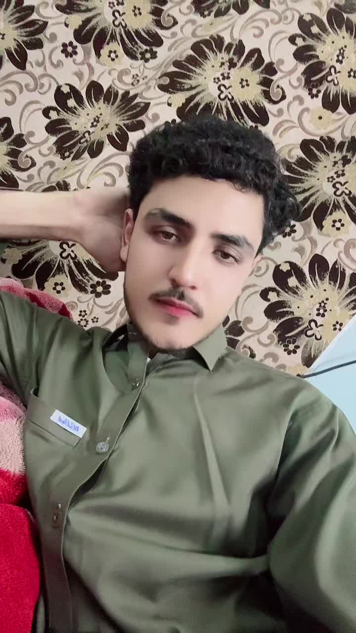 @Waqasoo!🌸