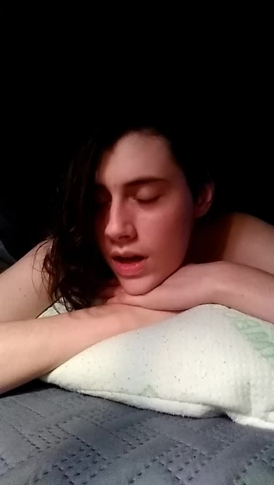 @Wolfiefanggirl1