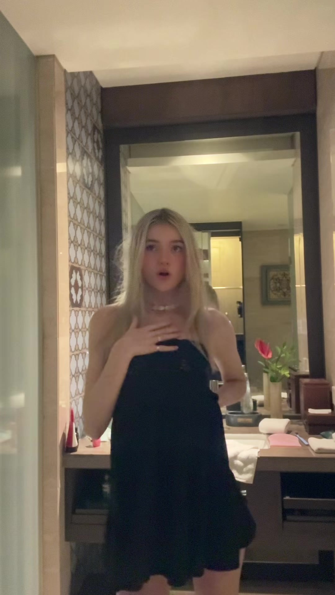 @nu