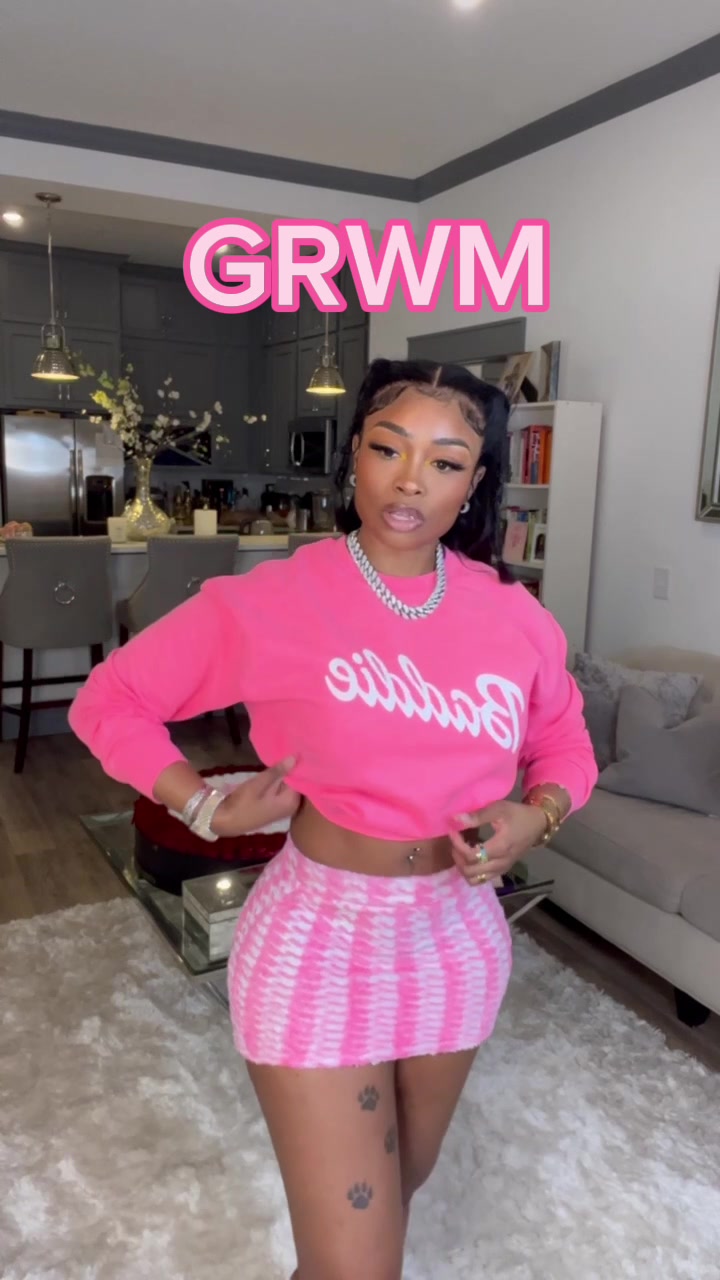 @Armanis_closet