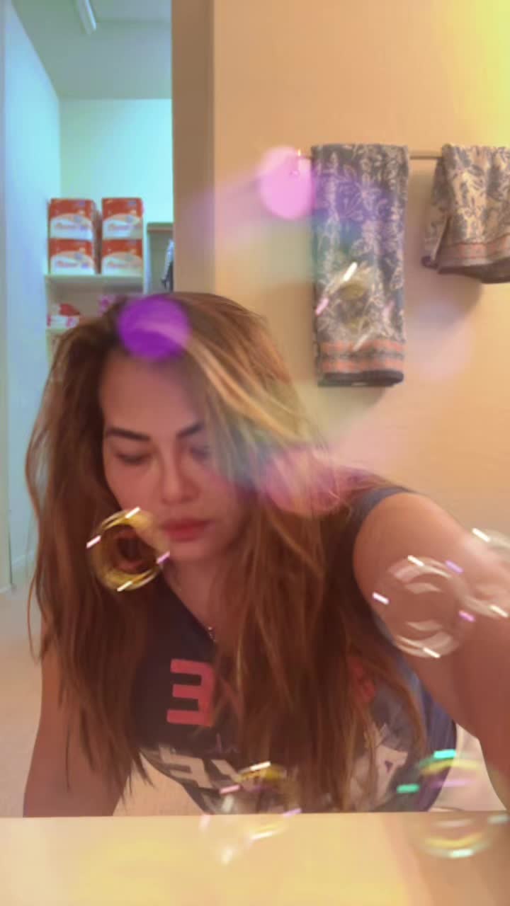@Ariesgirl75