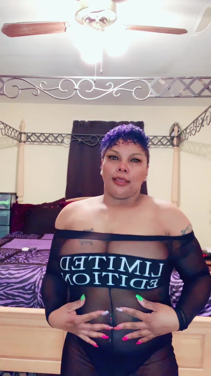@Ms.PurpleRain069💜💜