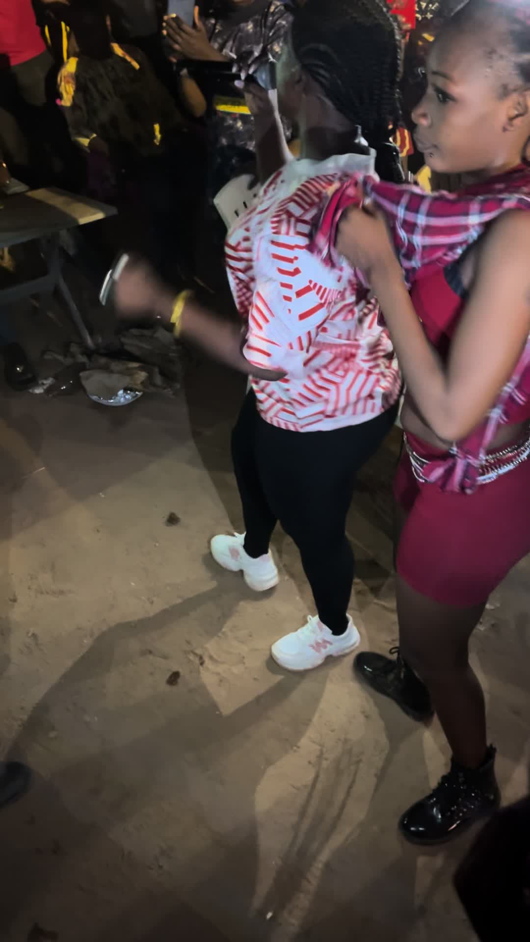 @Mhd Tmtr ❤️🥰🍾🍾🍸💵💸