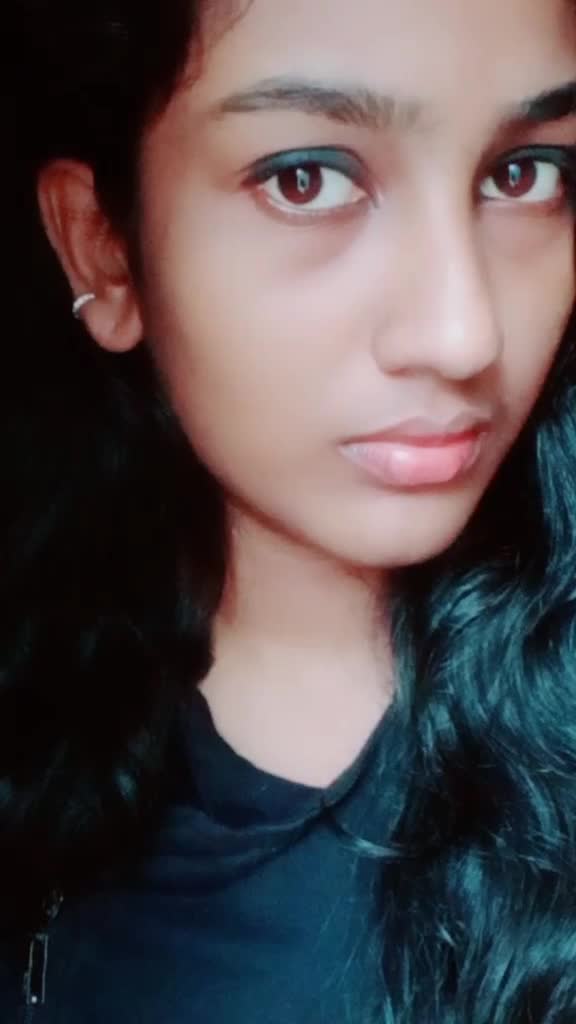 @Geethu 🙋😉