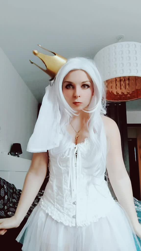 @MiraN Cosplay | Aella L.