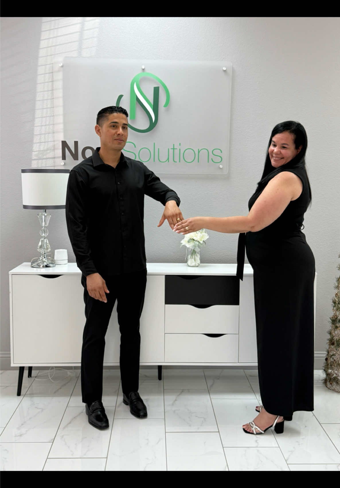 @NoaSolutions/Inmigración&Taxes