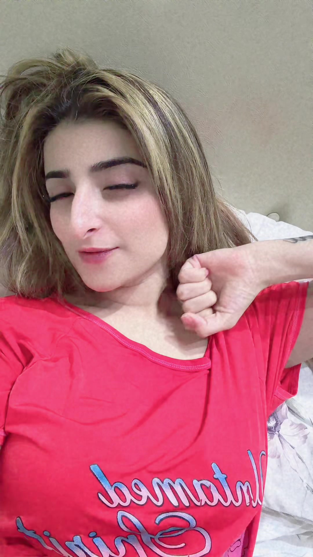@sara khan
