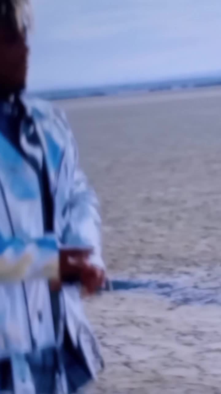 @YNWRLD 999 𖣂