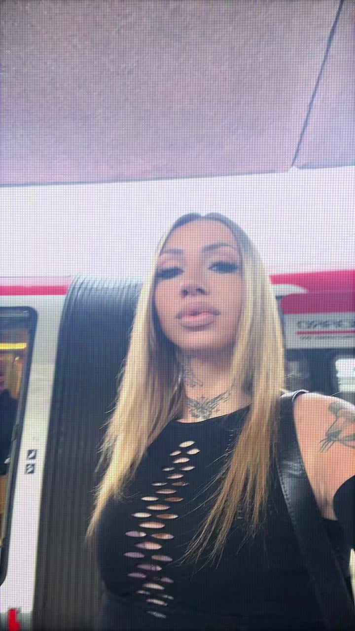 @BADBARBIE🩷