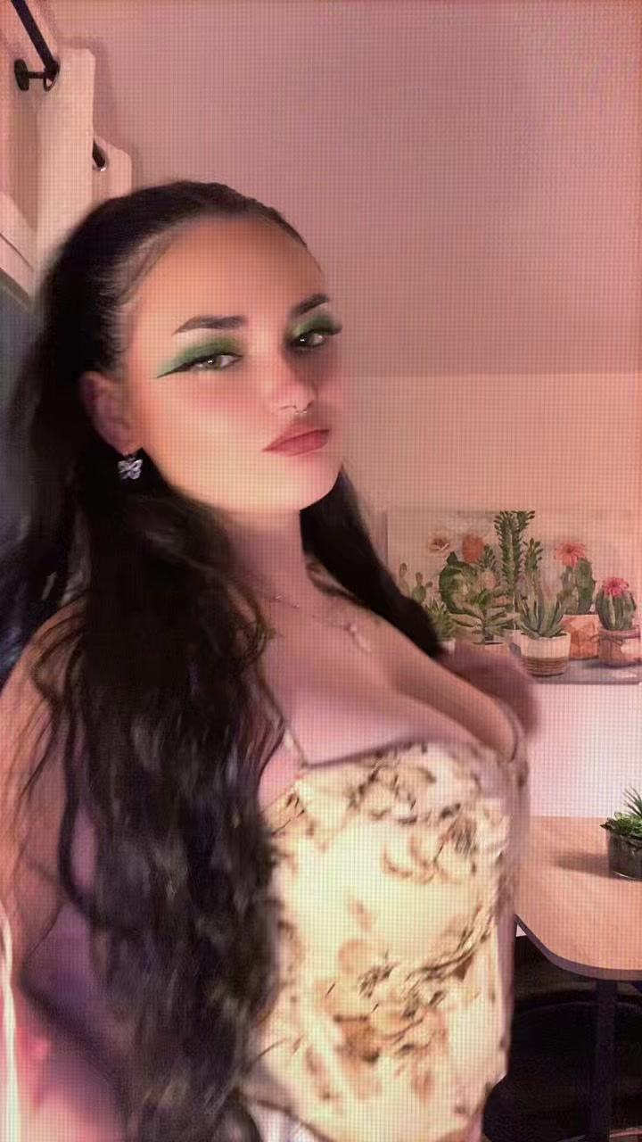 @🦊