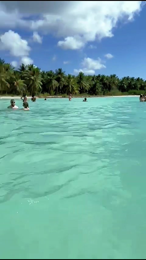 @luanapeach