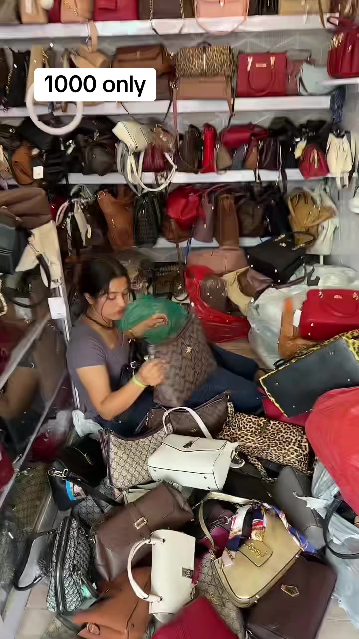 @holdandbold
