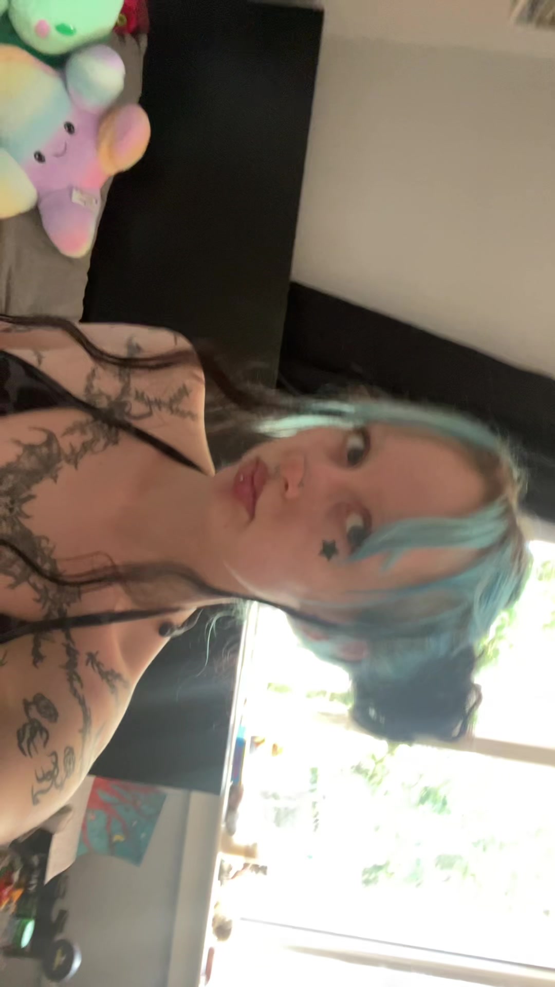 @alienmeowsz