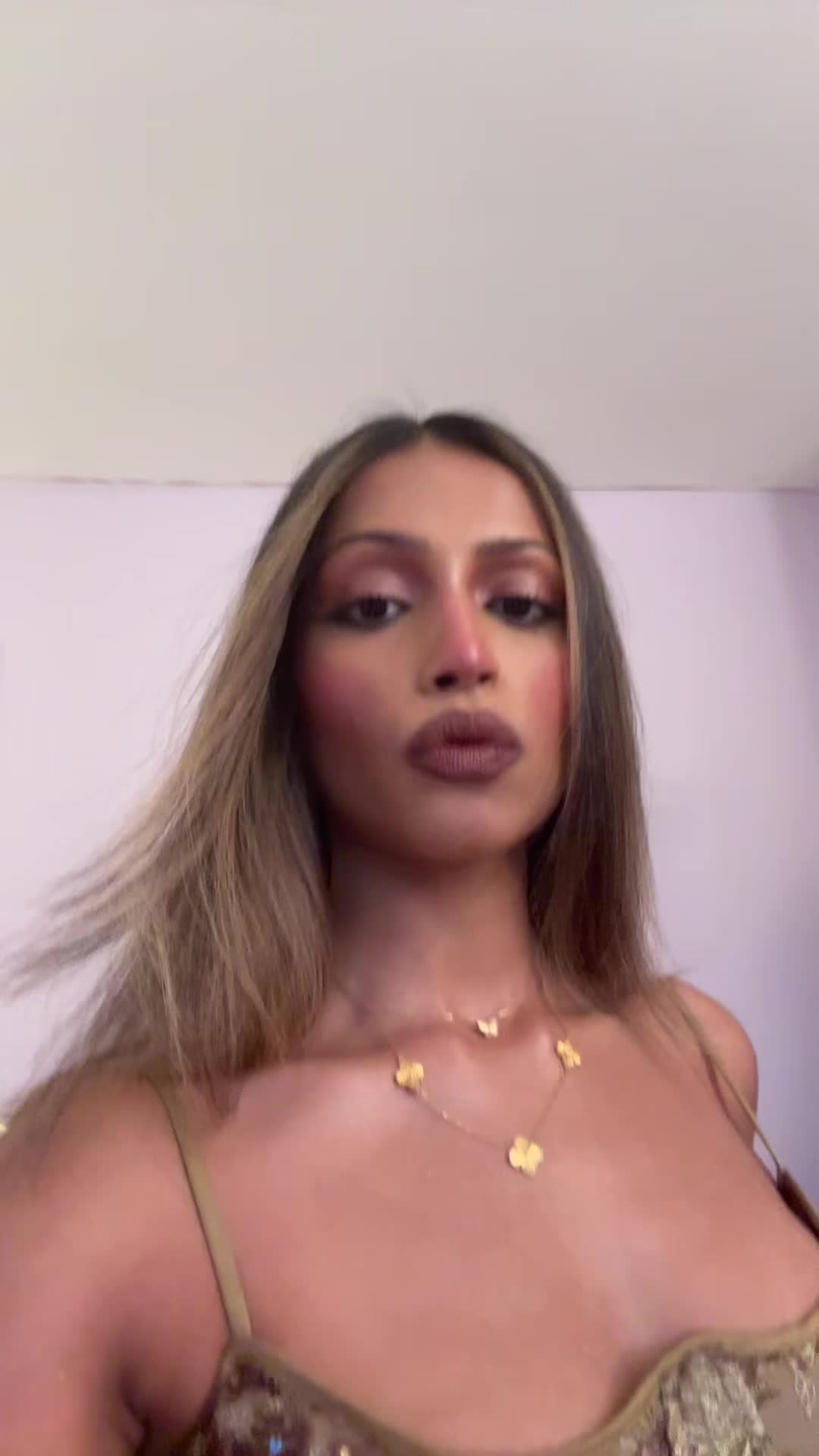 @zemmiezemmie