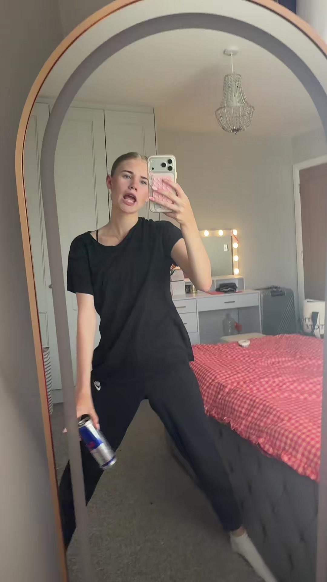 @sofiamolloyspams
