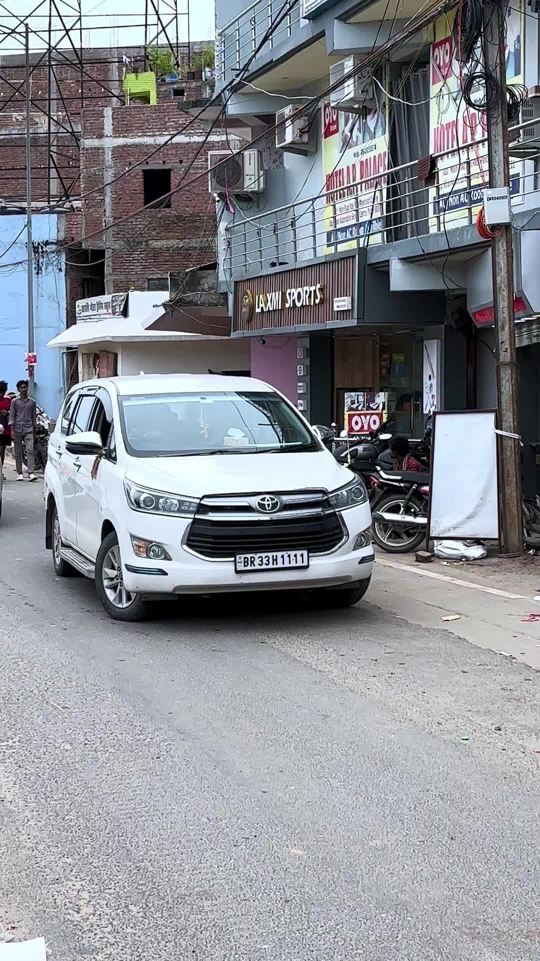 @Ankit Malakar Vlogs