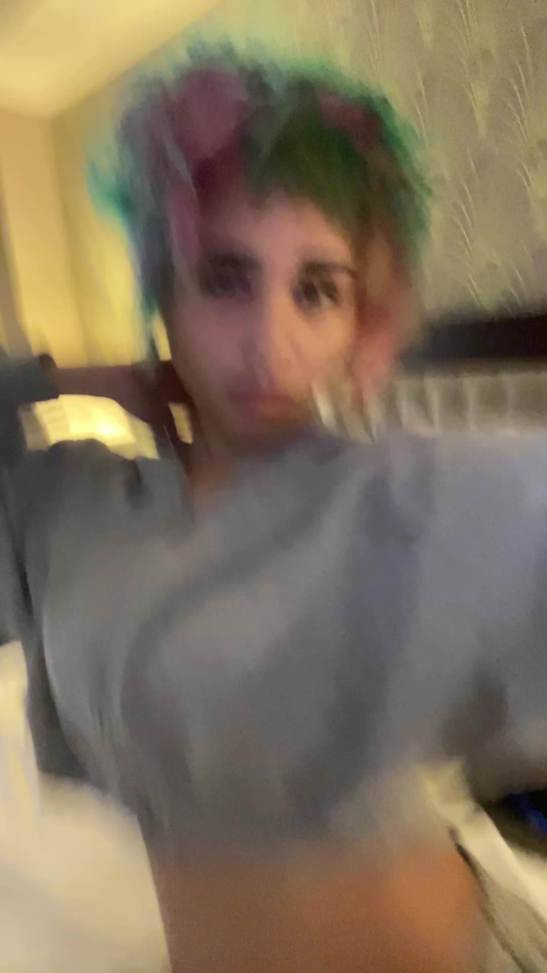 @emo.runt