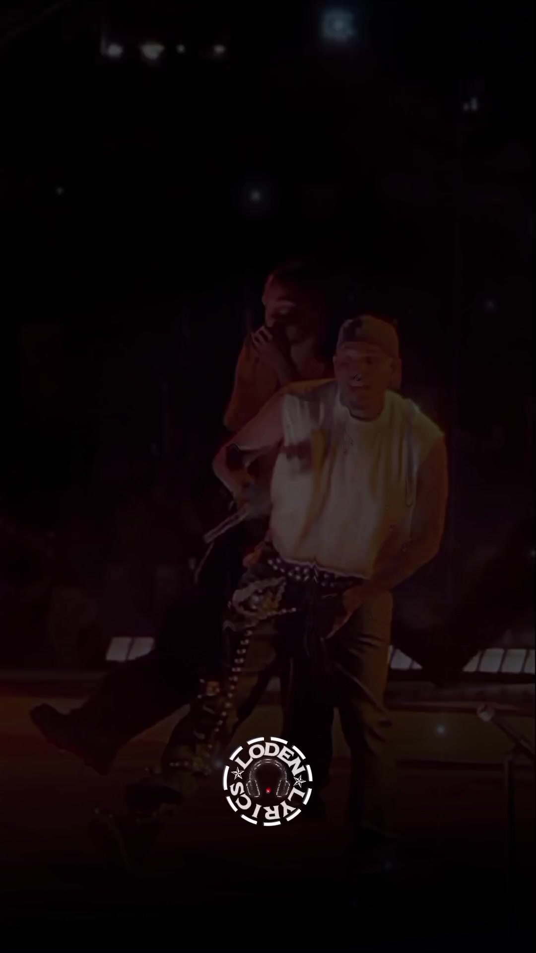 @𝐋𝐲𝐫𝐢𝐜𝐬✰𝐋𝐨𝐝𝐞𝐧