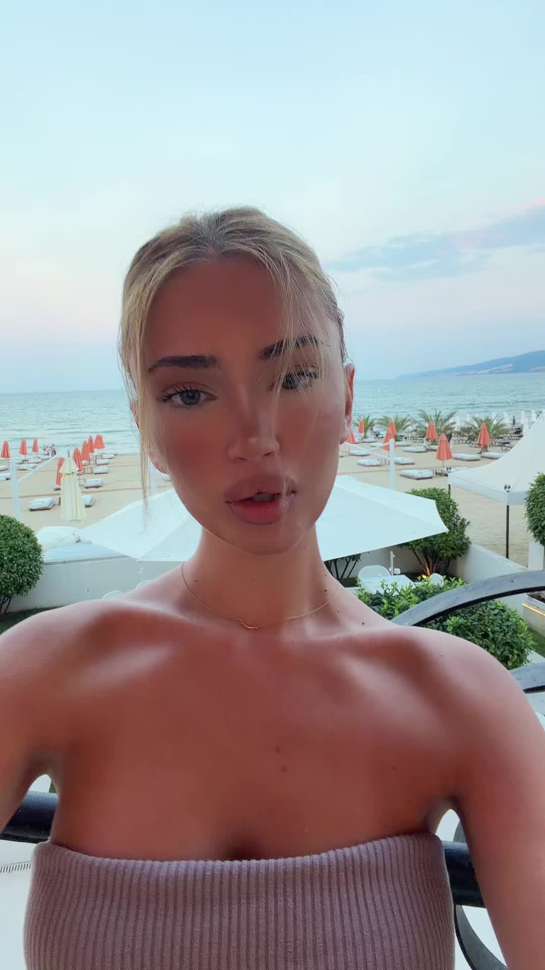 @ZLATINA VELYCHKOVA