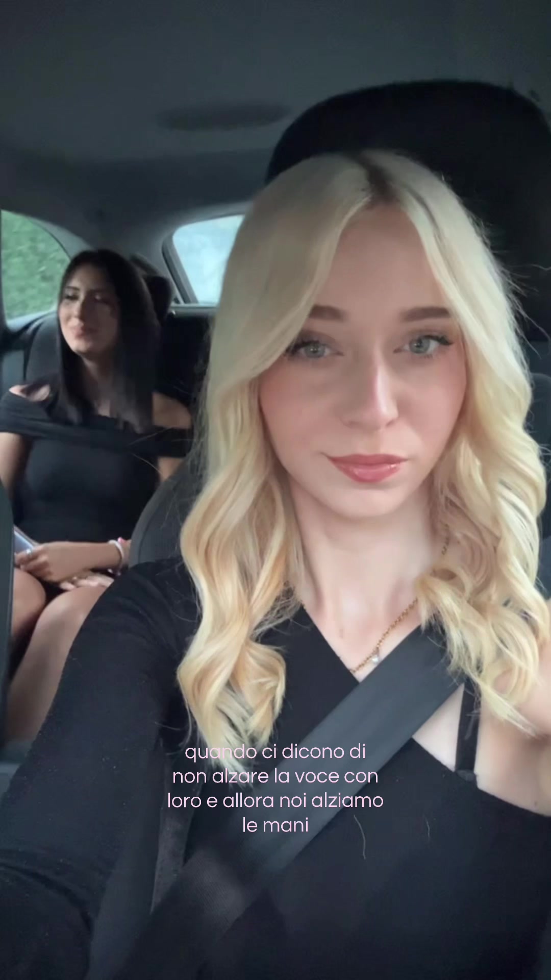 @noviamarianna
