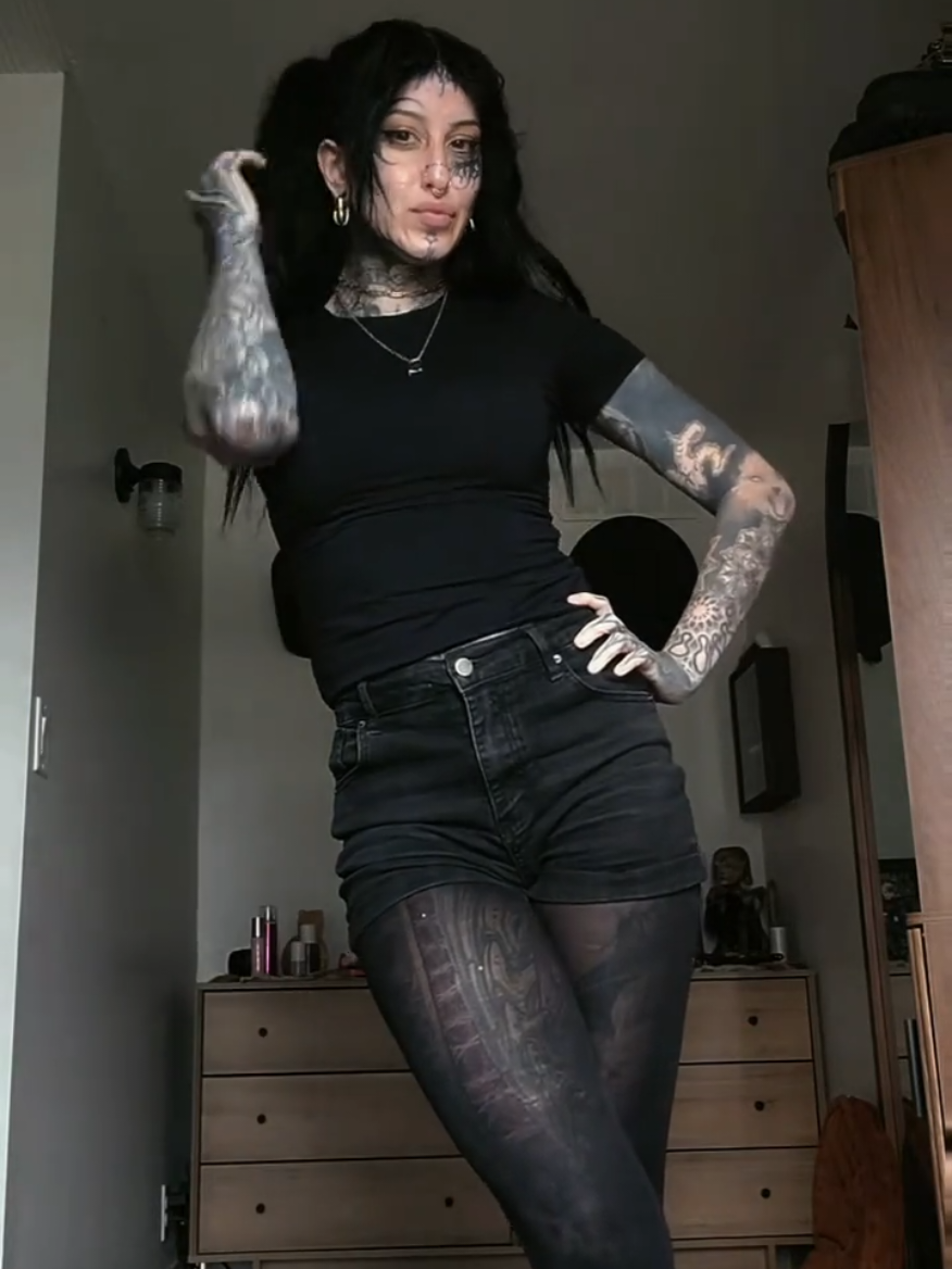 @tiffcses