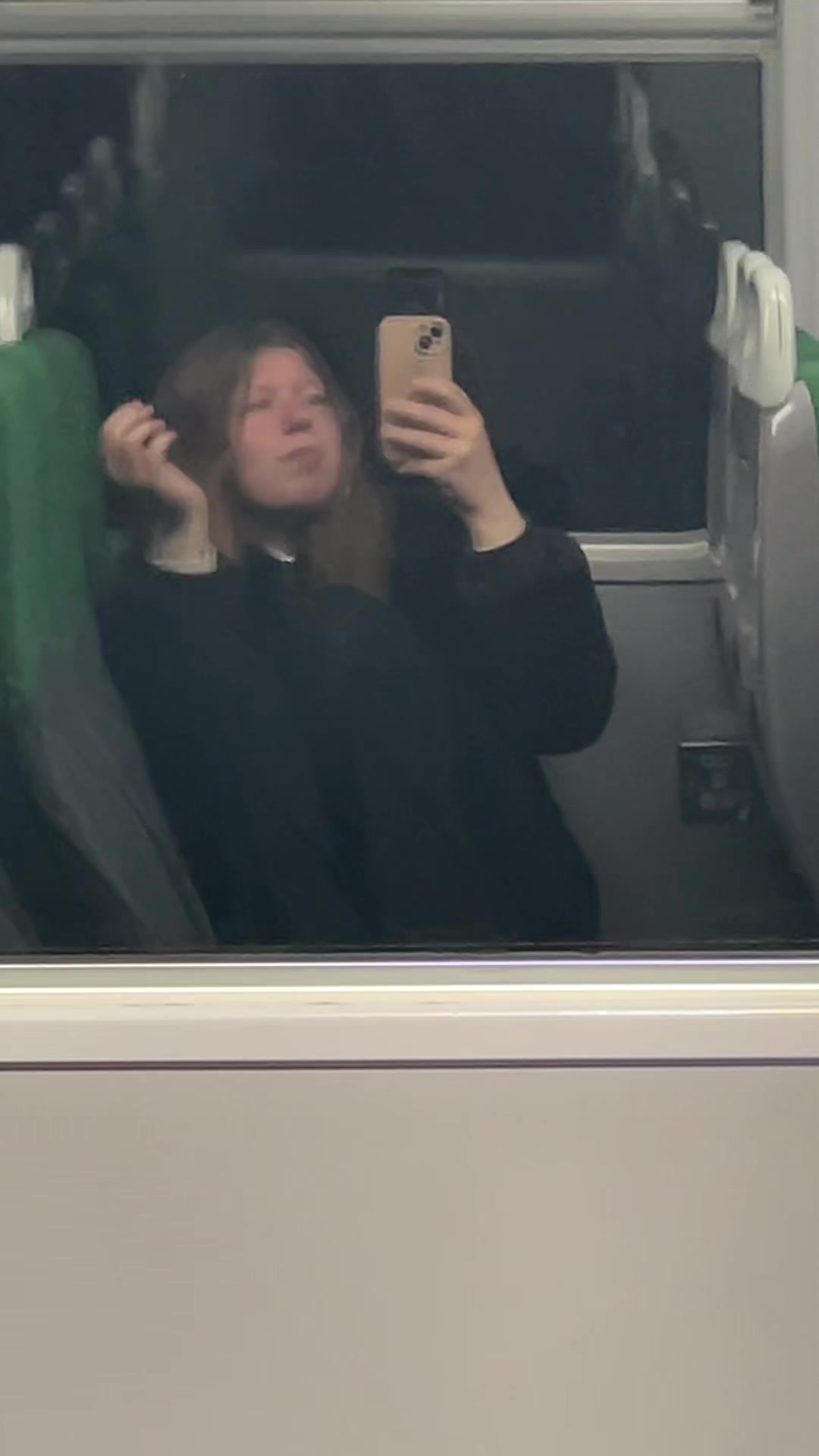 @Ella