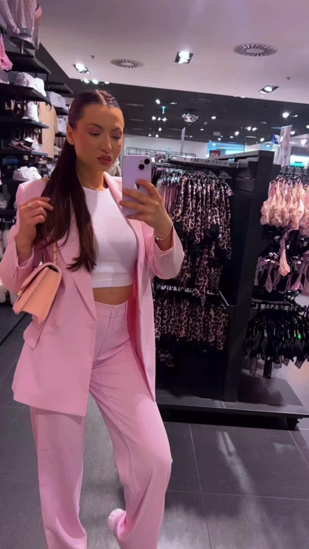 @Alexandra💎