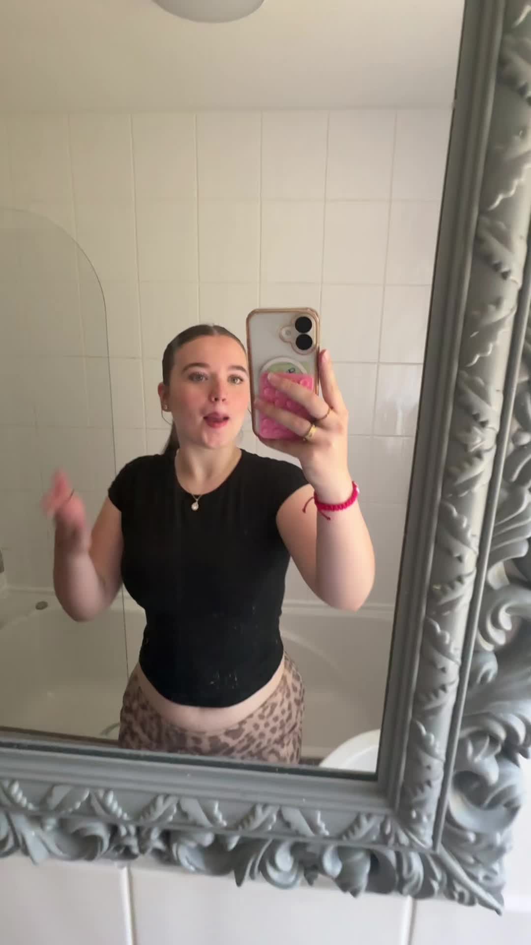 @izzy.xoxo