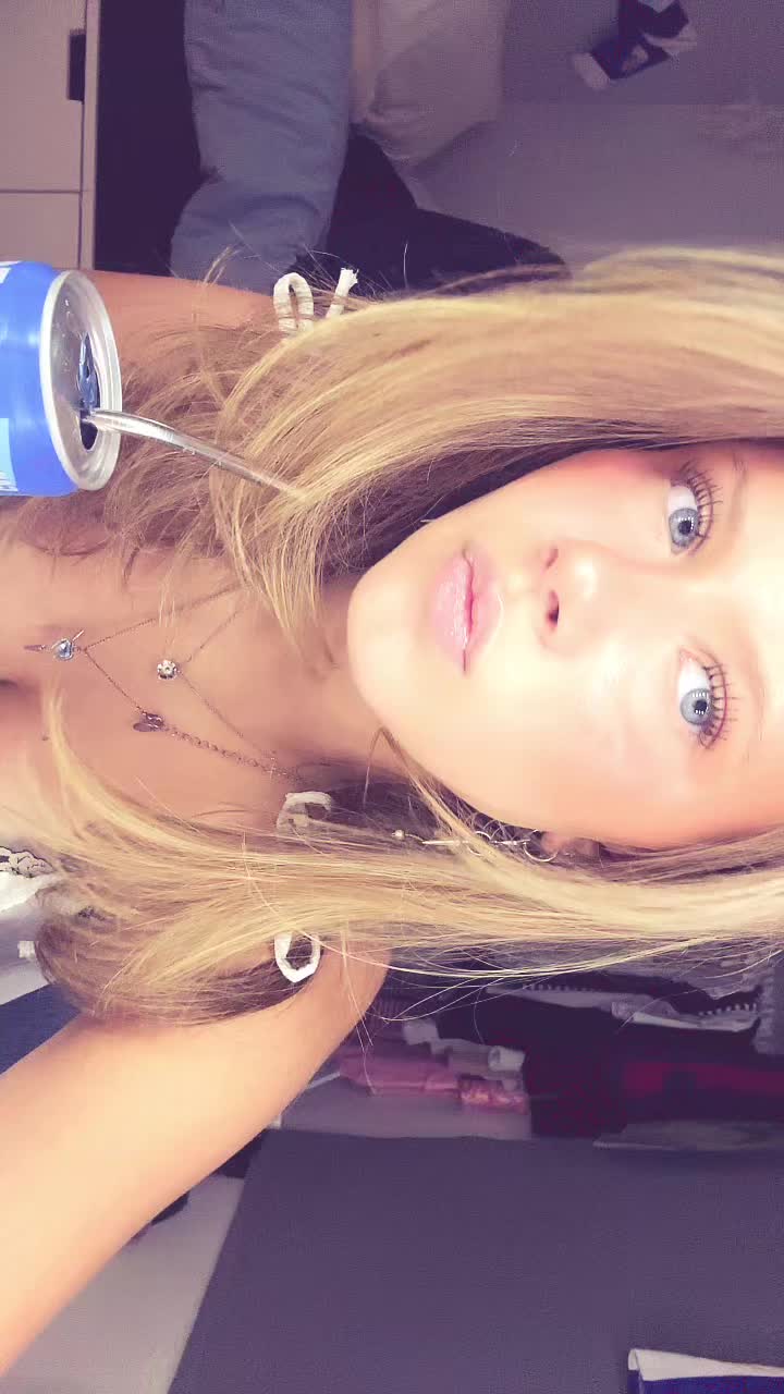 @𝓜💋