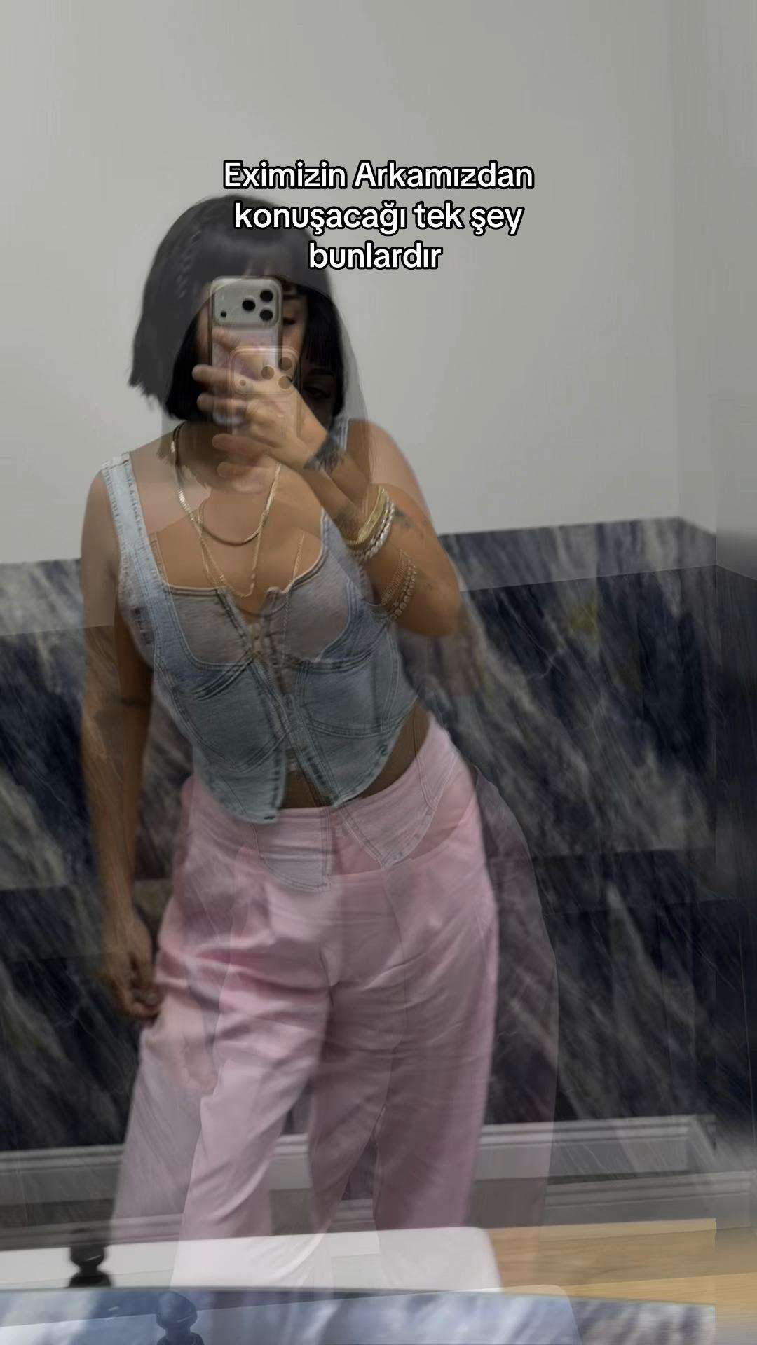 @Damlanur01