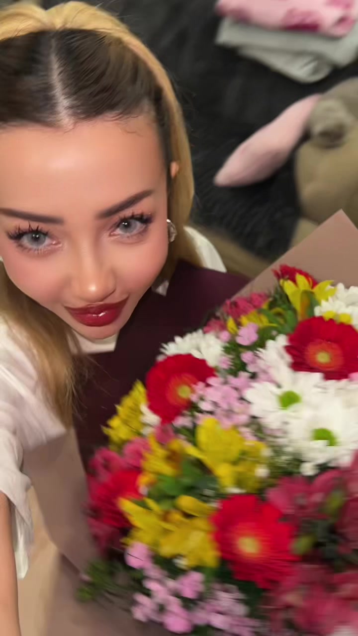@Лара