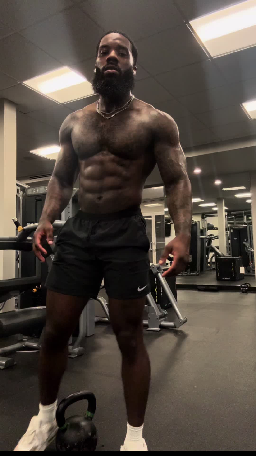 @bigq385
