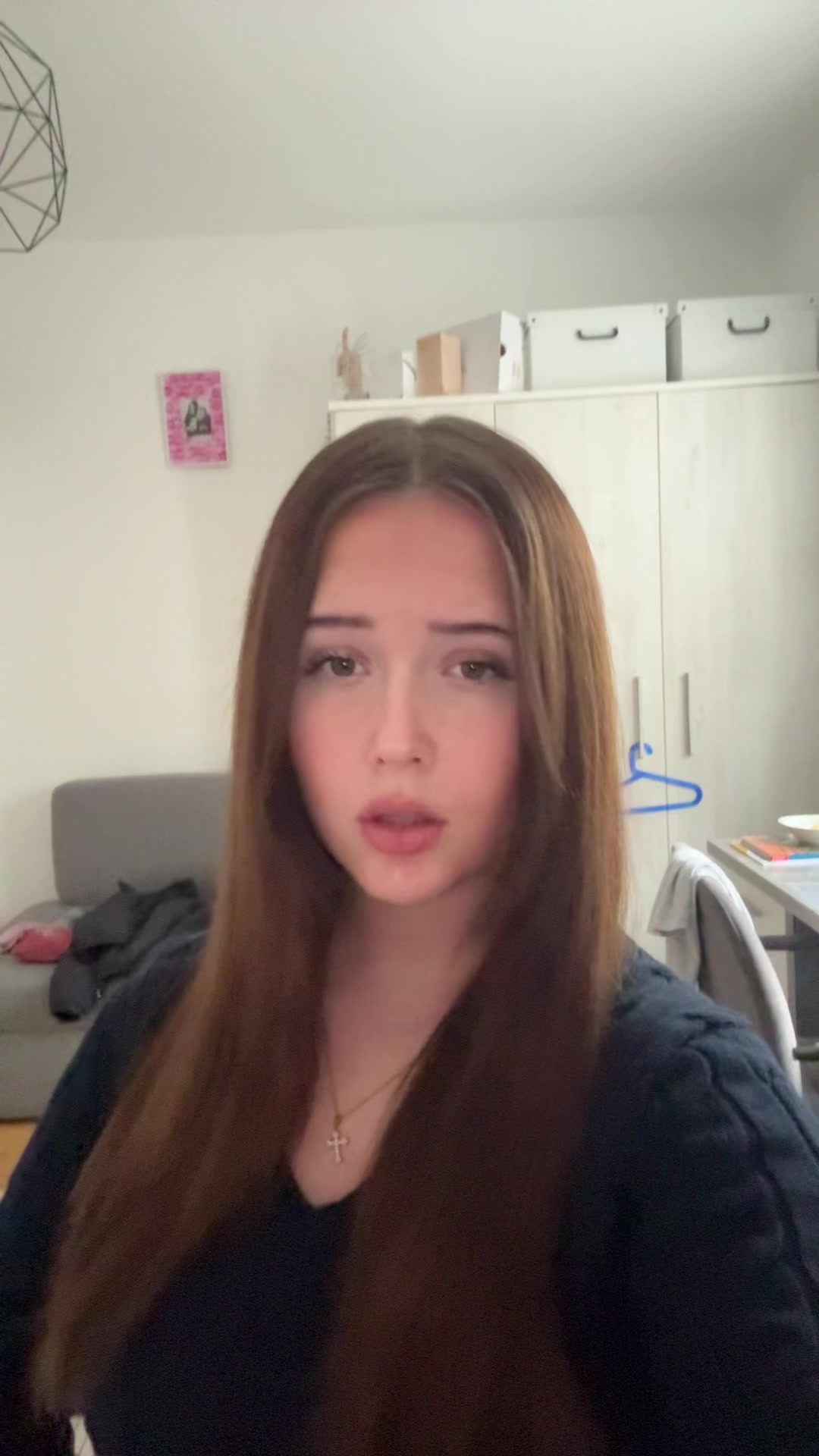 @HANNA🖊️
