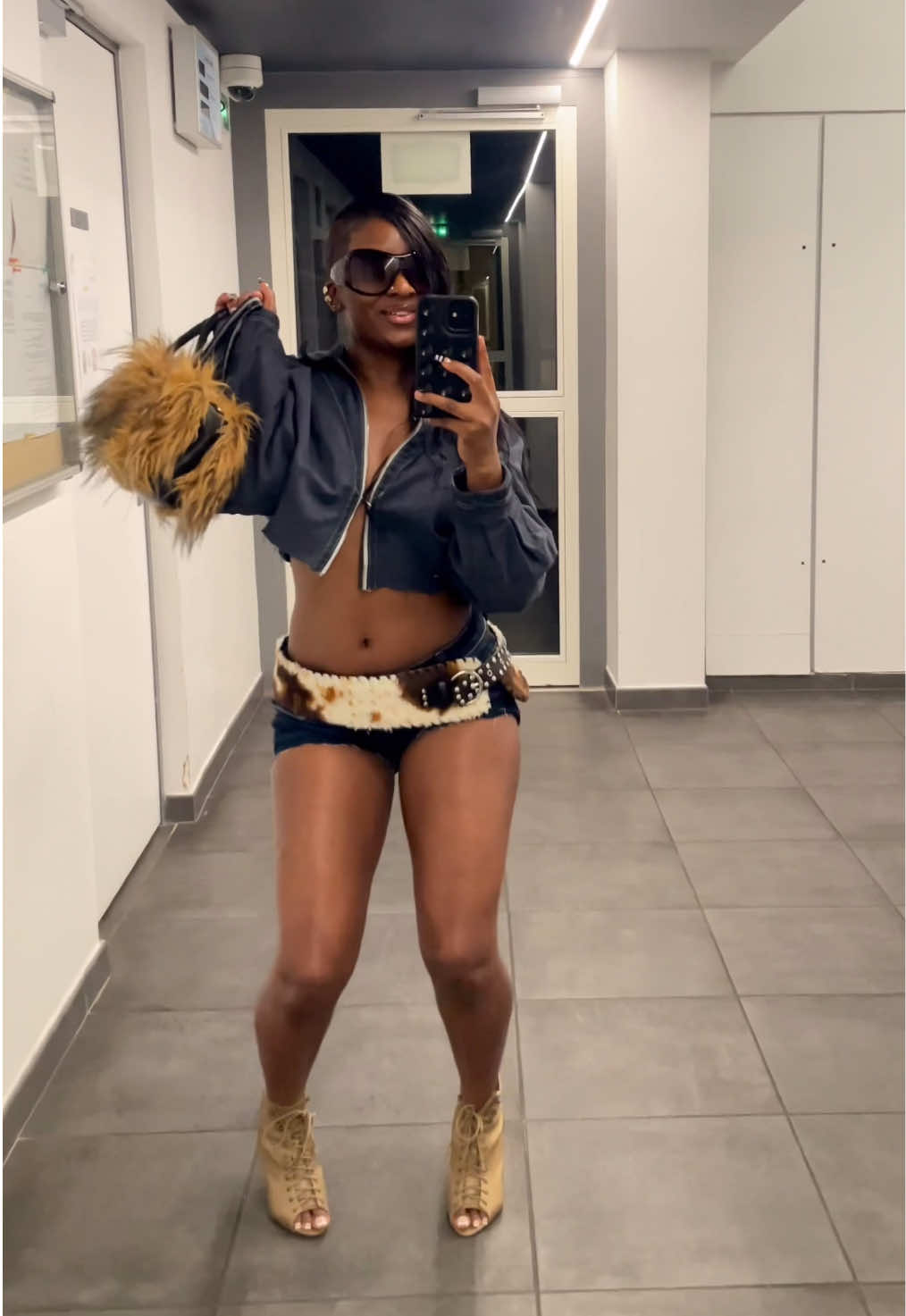 @Iamddw_
