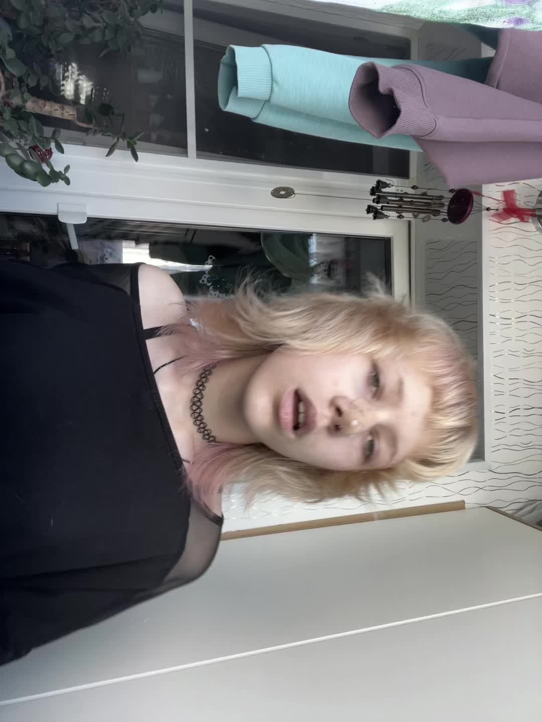 @вешалка.