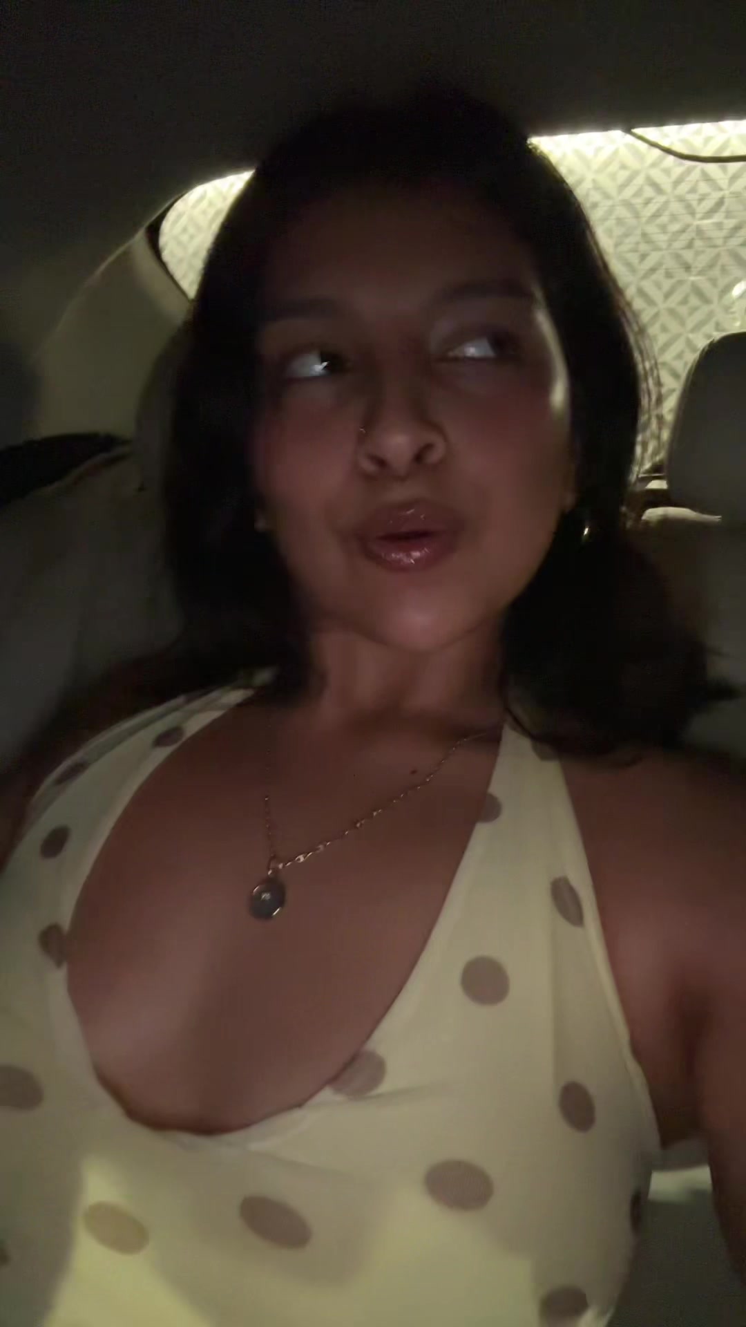 @selena 🌺