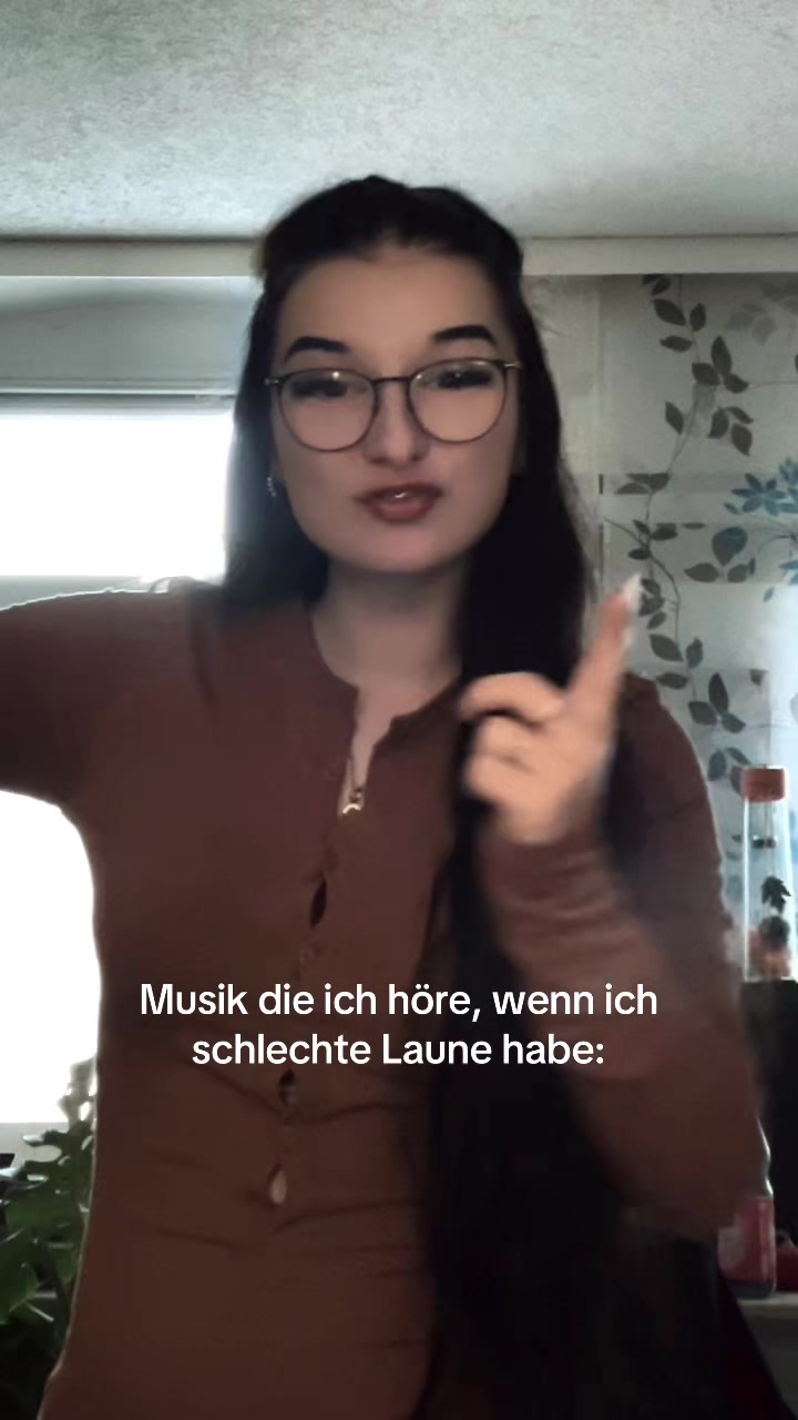 @Leni
