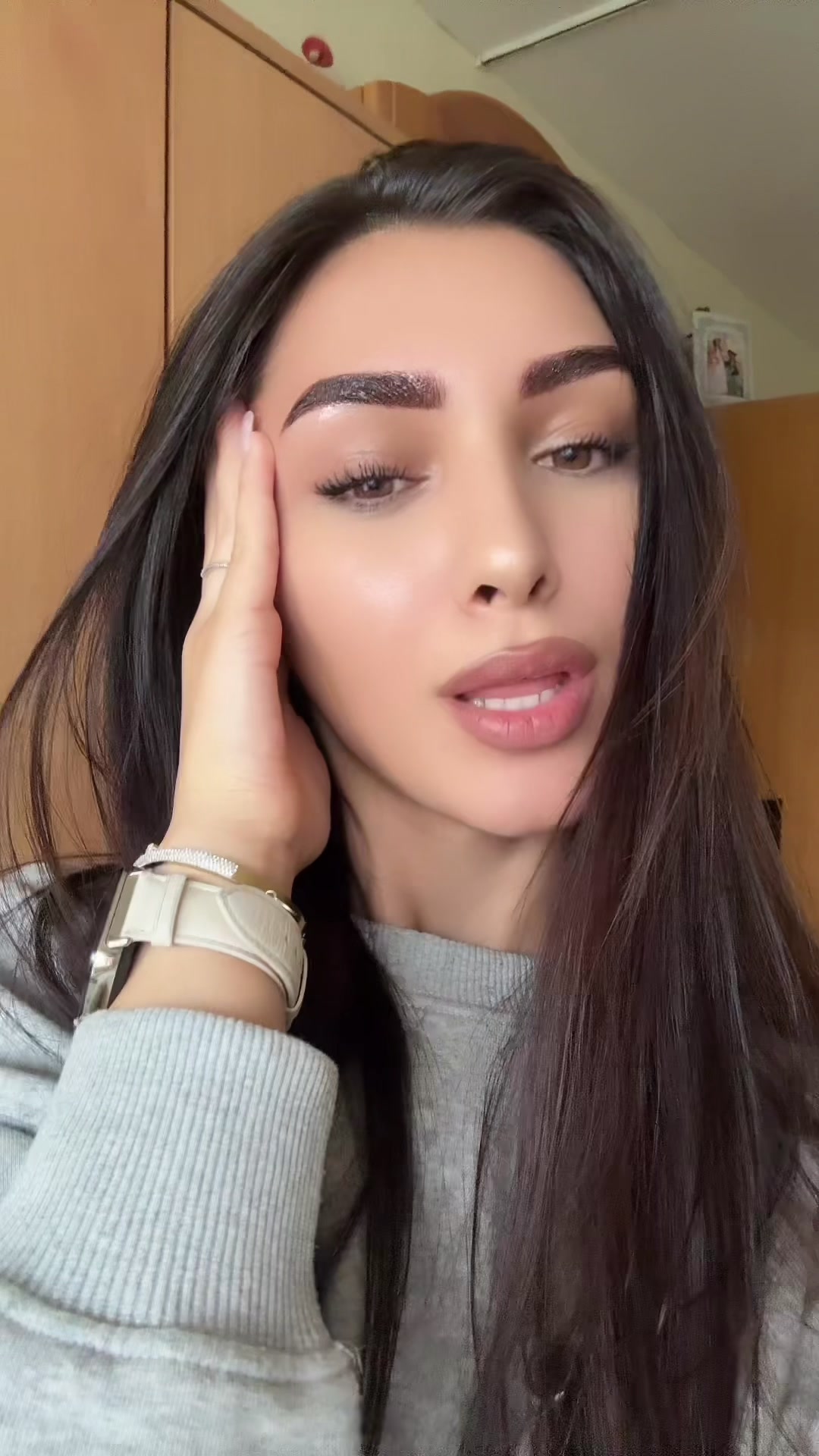 @𝐀𝐁