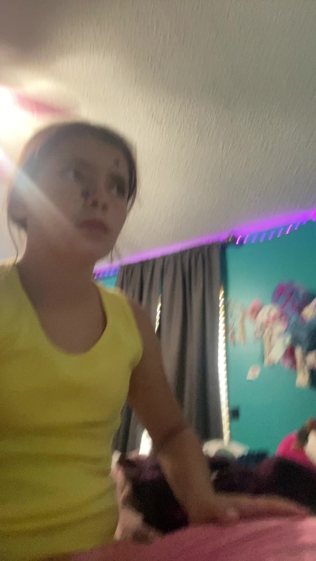 @⃟