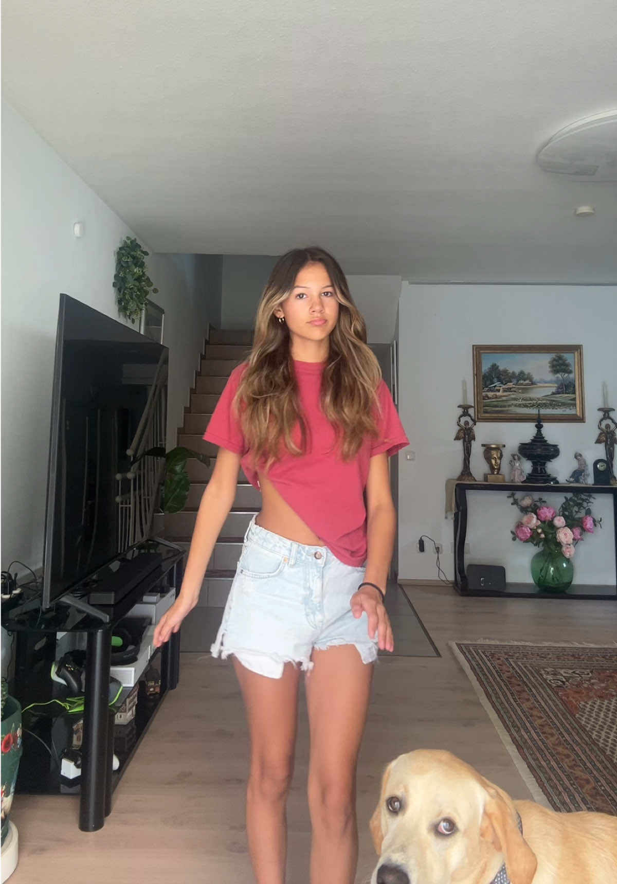 @ellieee
