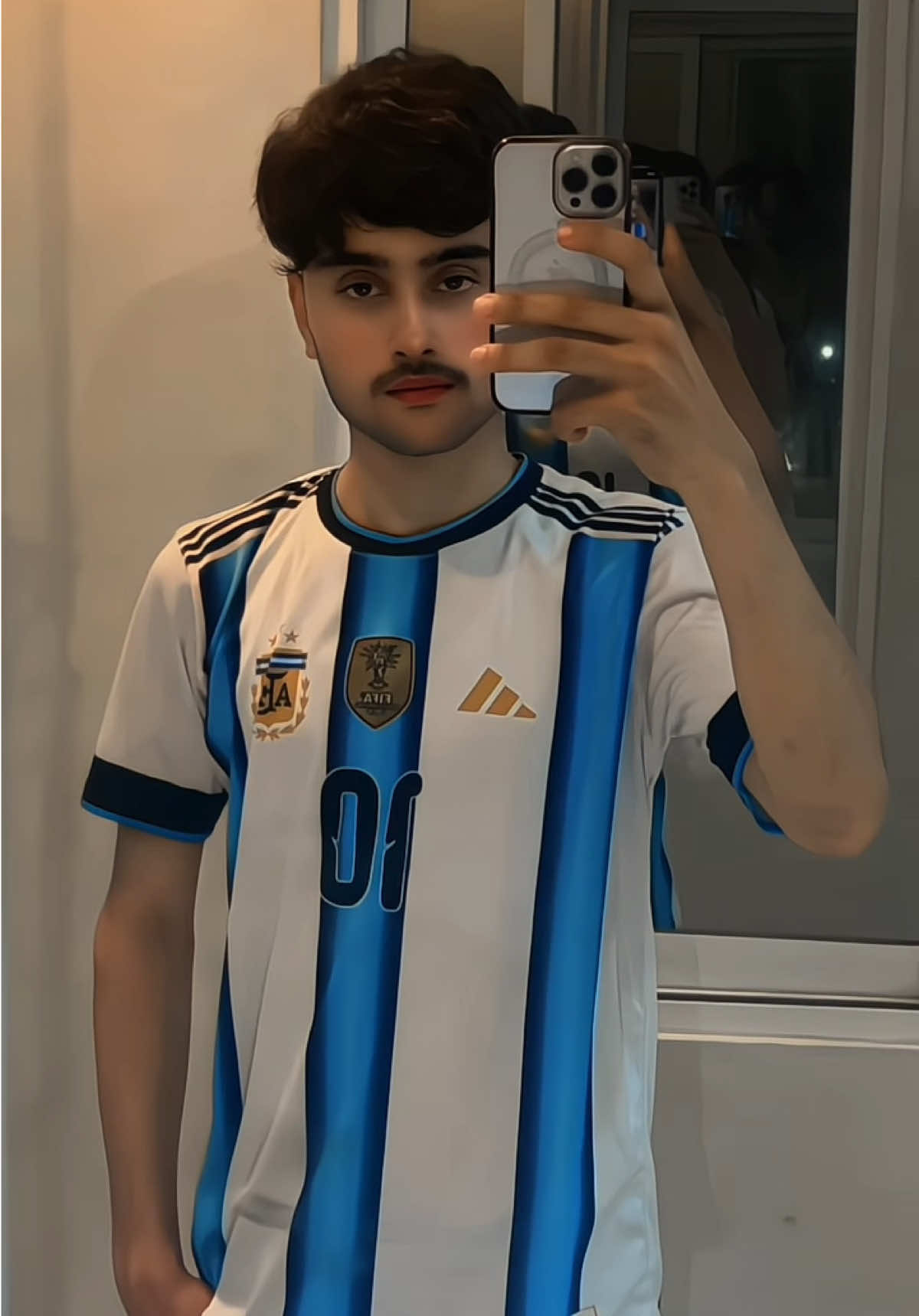 @𝐌𝐀𝐃𝐈𝐈🌙
