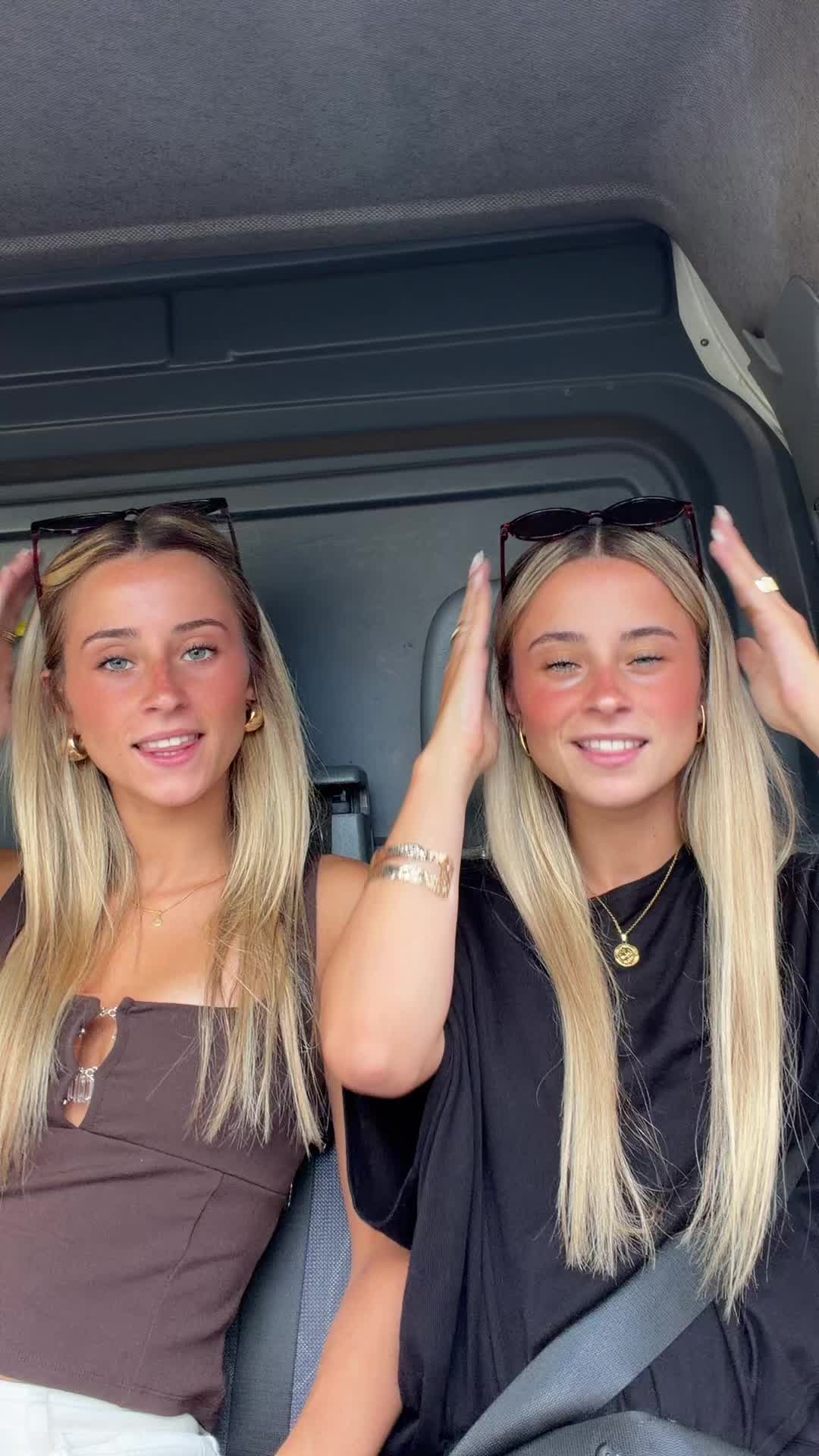@luciaarivaas_