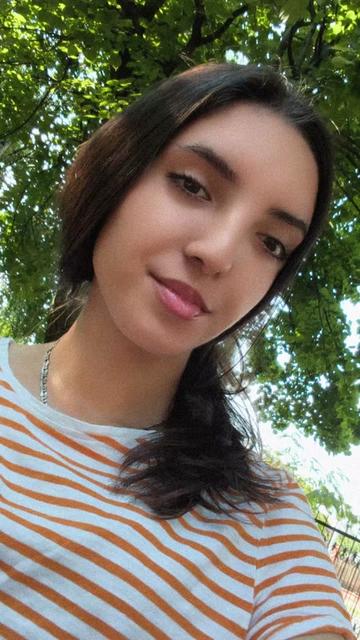 @Ana 🥰🌹