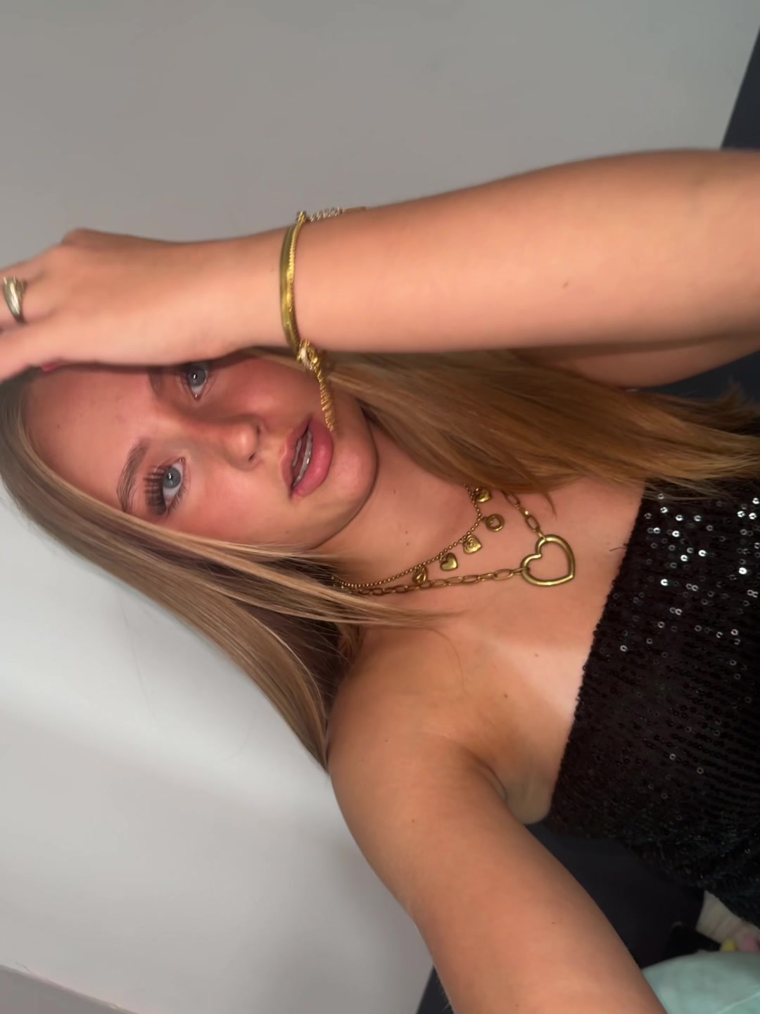 @isislinnemans