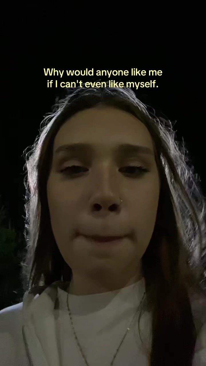 @annushka