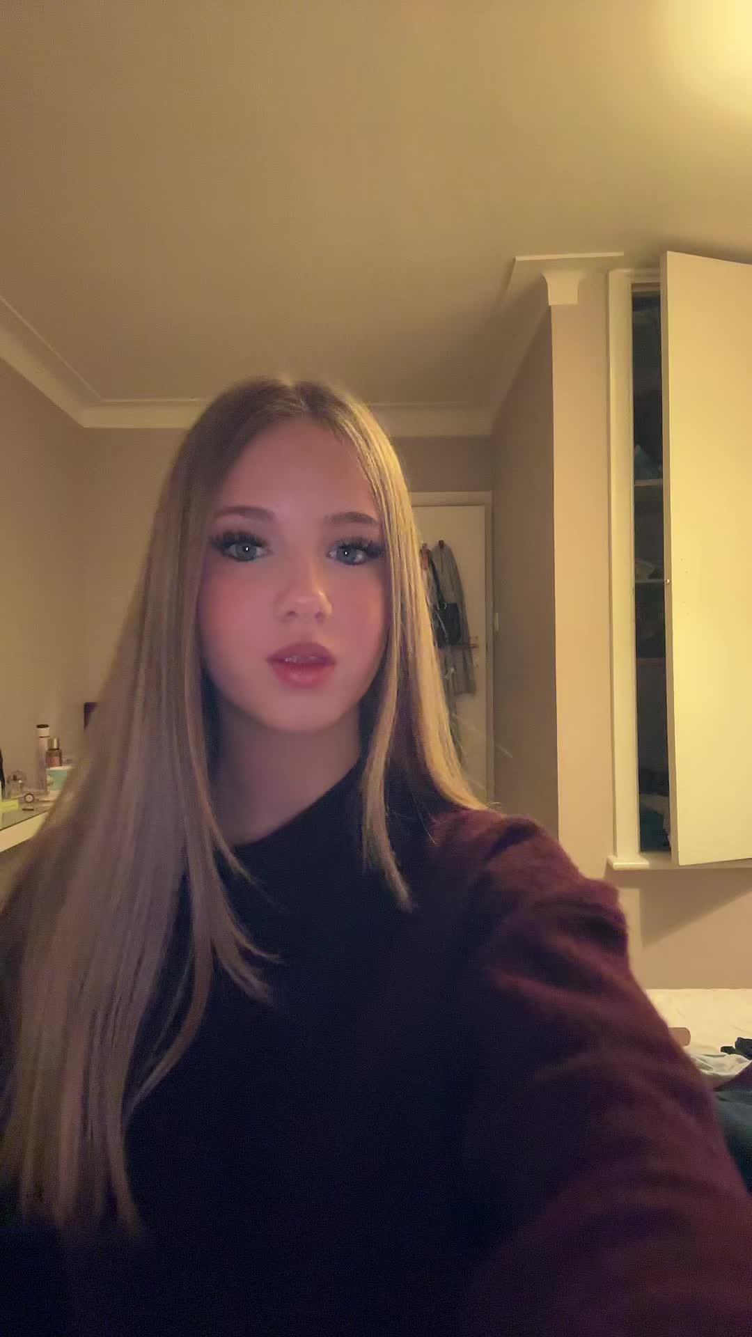 @Lily H🎰